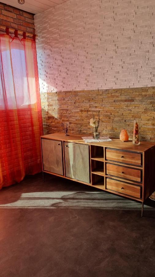 Modern Eingerichtete 3-Zi-Ferienwohnung Zu Vermieten Loeffingen Ngoại thất bức ảnh